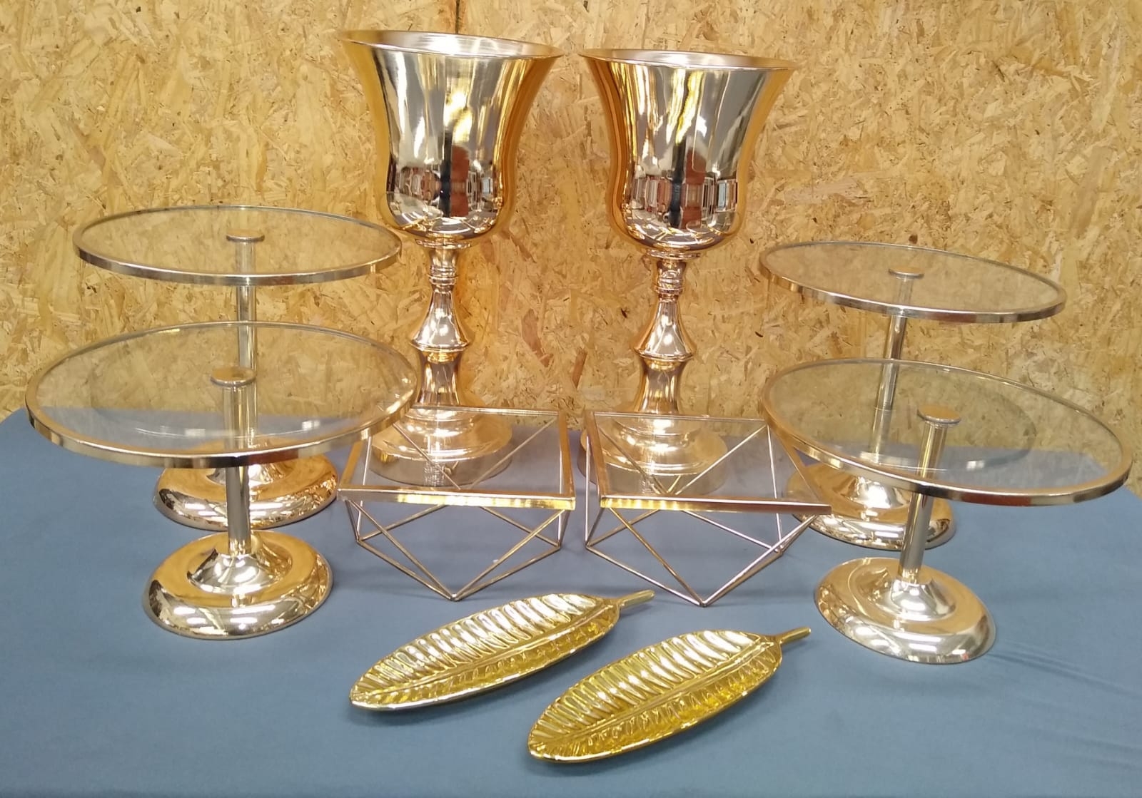 kIT LUXO VASO CONE ALTO DOURADO 2