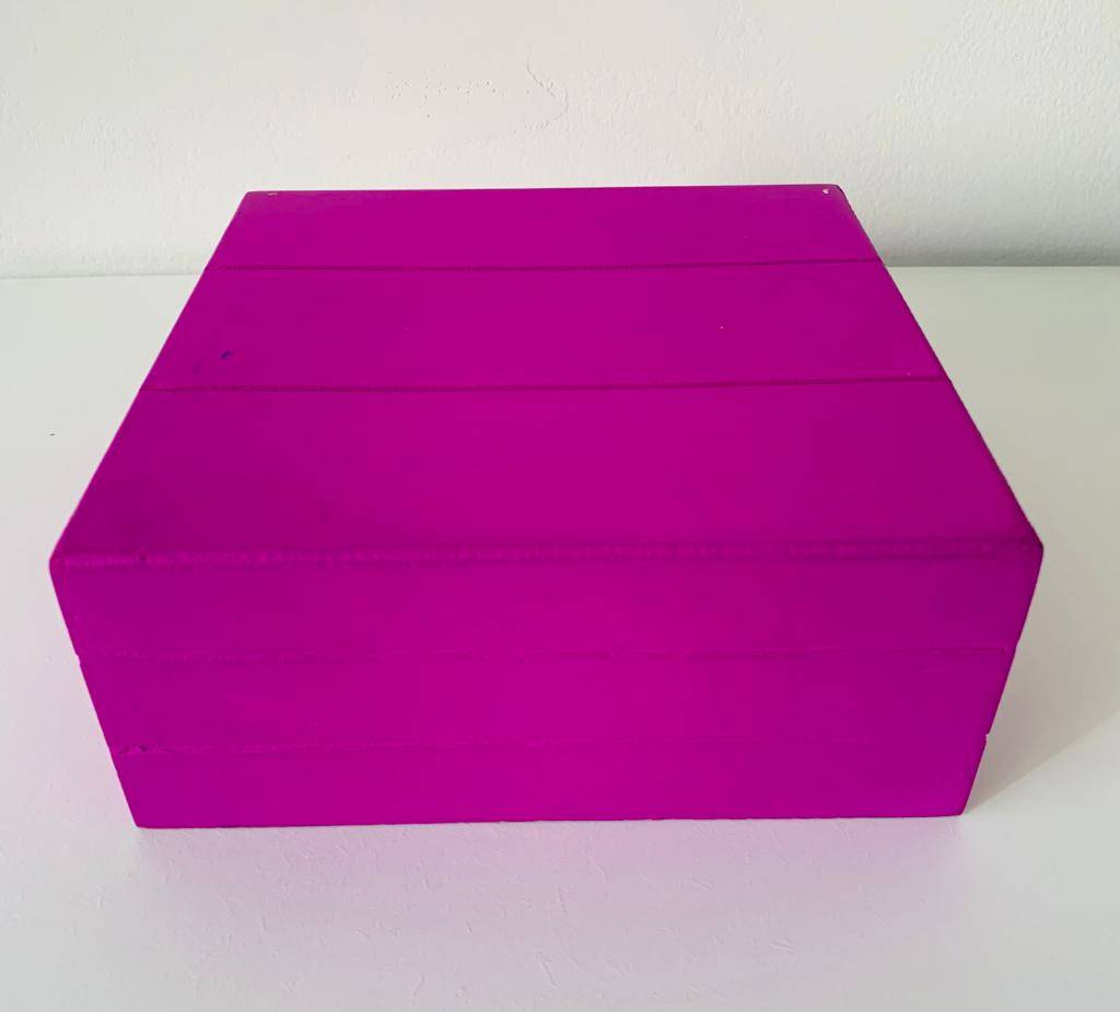 Caixa Suporte Roxo Neon