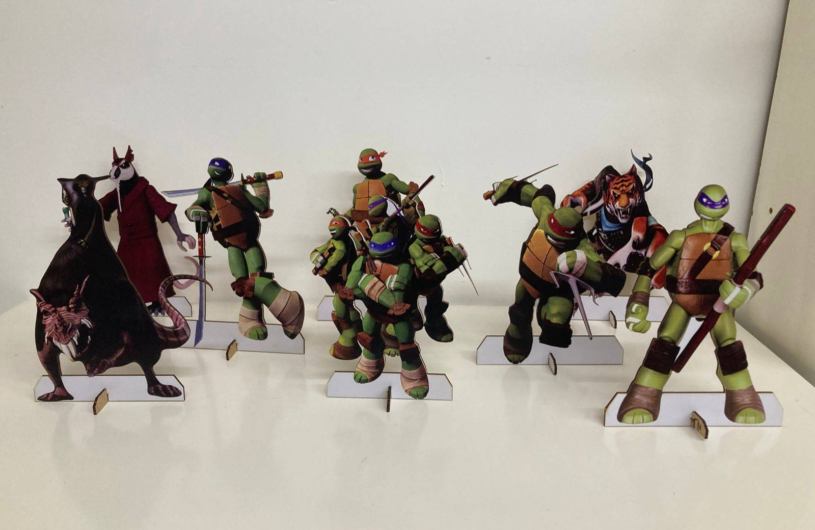 Kit Displays Tartarugas Ninjas MDF