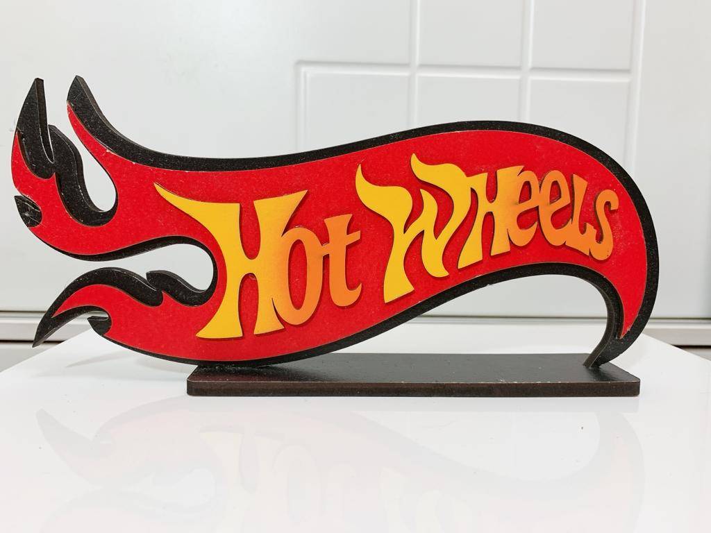 Display Hotweels Letras MDF