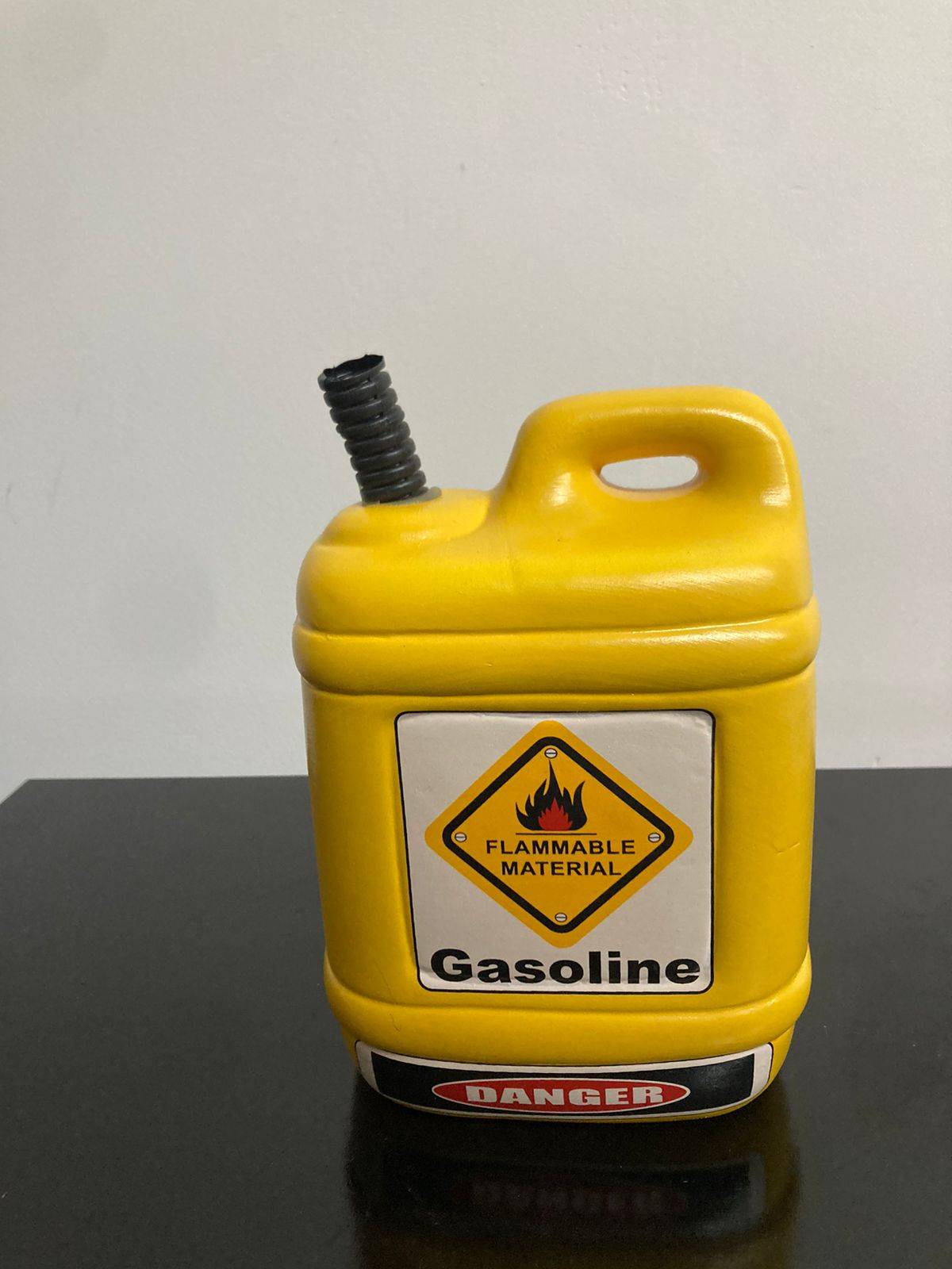 Galão de Gasolina de Porcelana