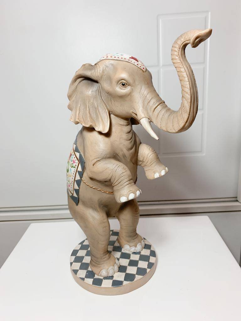 Elefante Circo Resina