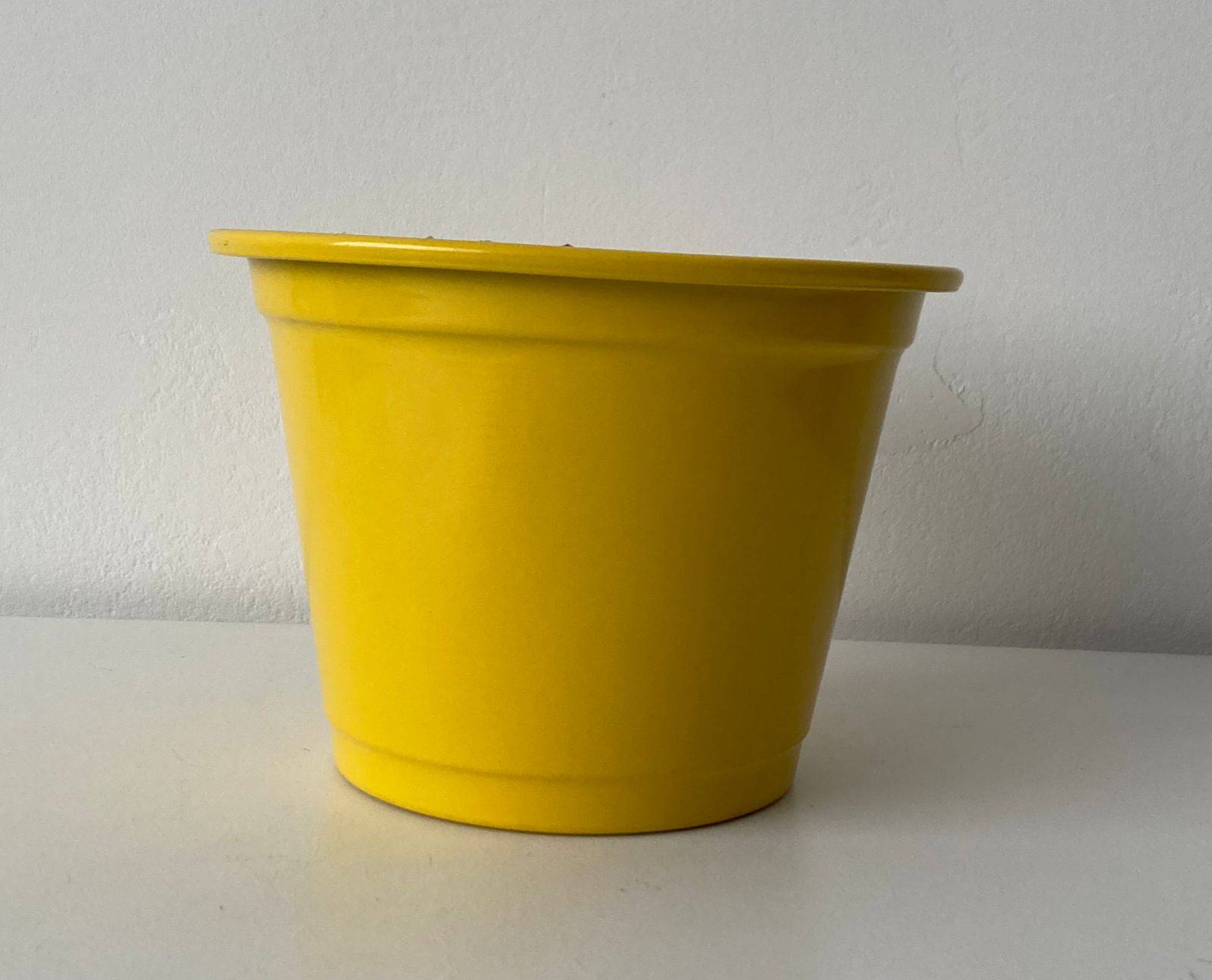 Vaso Amarelo Alumínio Reto