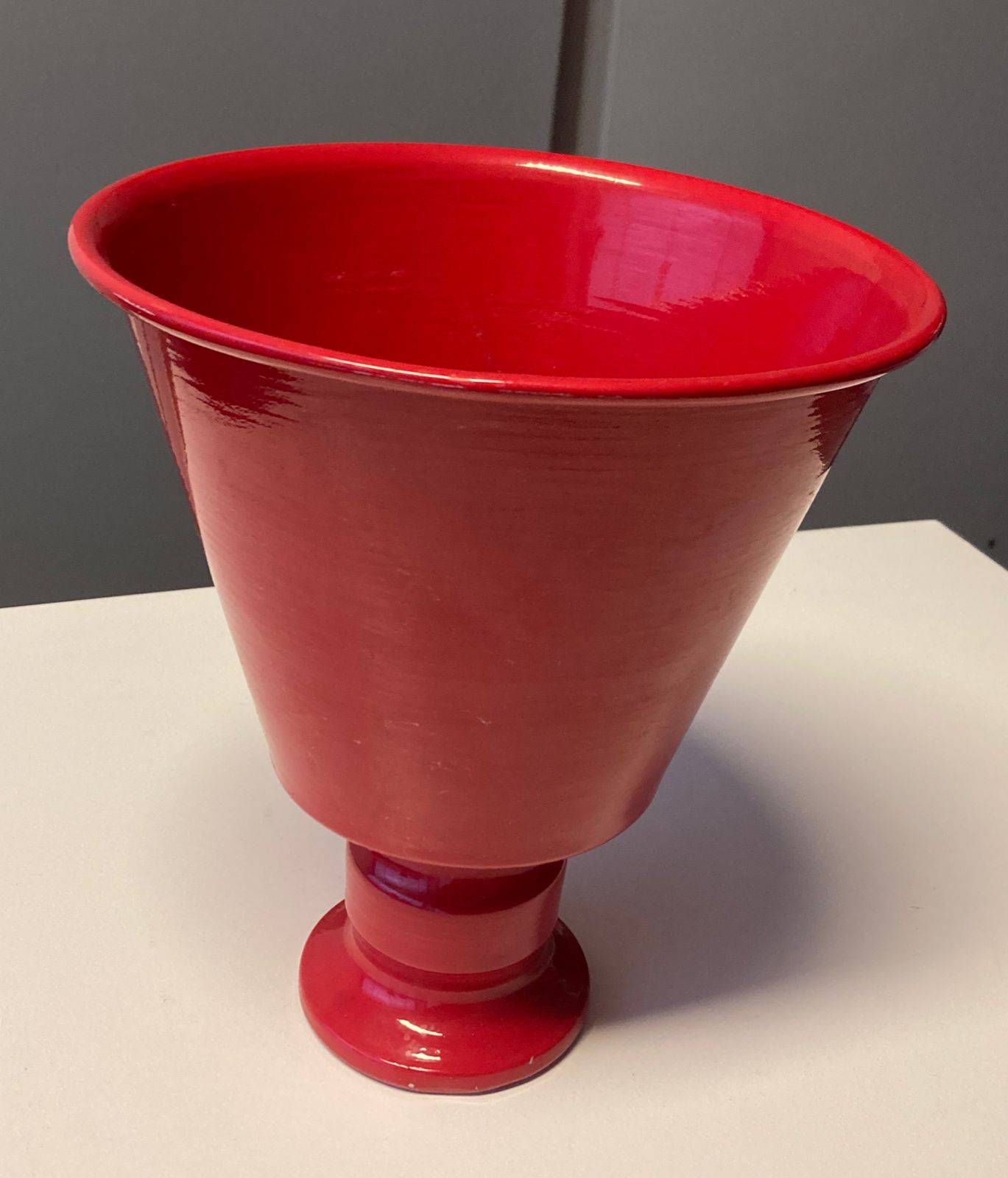 Vaso Alumínio Vermelho Pés Torneados