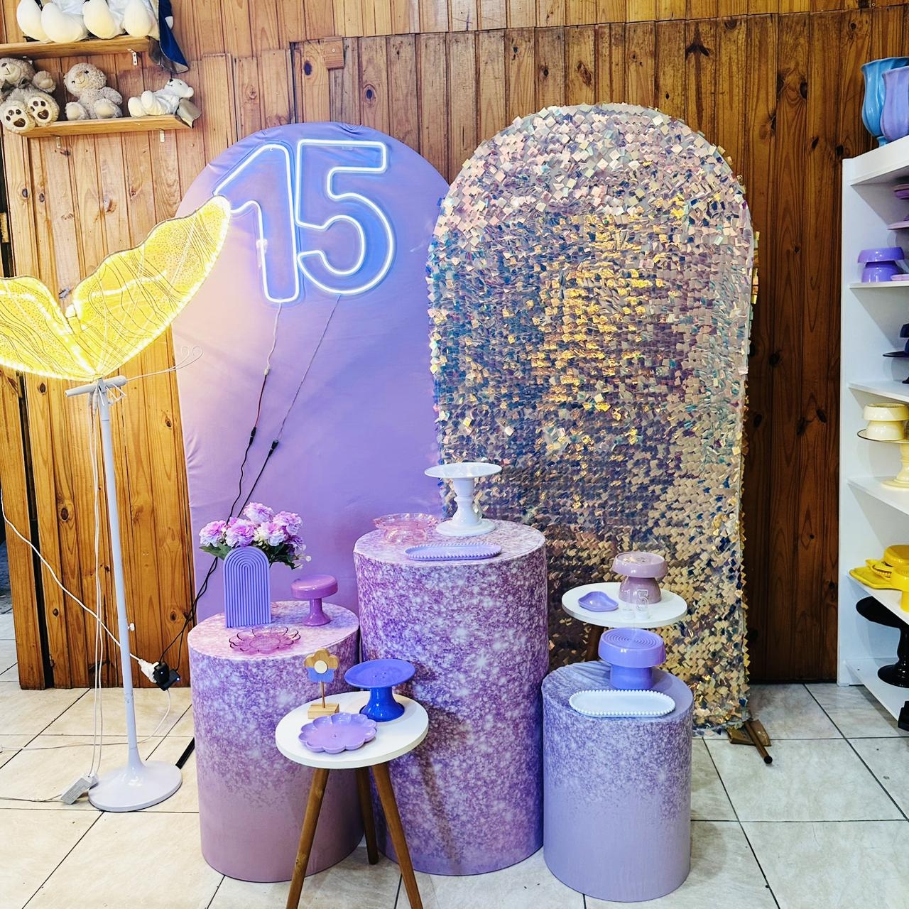 15 ANOS LILAS E BRANCO